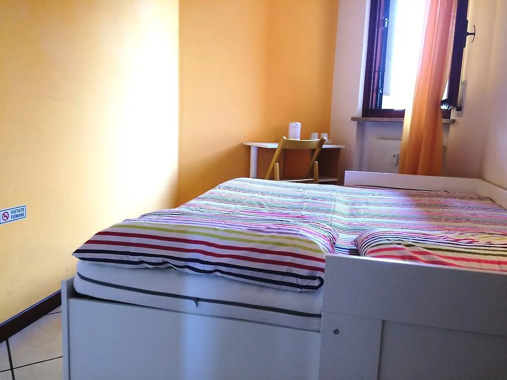 ** Maison d'hôtes Hotel La Rosa Scarlatta Broseta à Bergame Italie